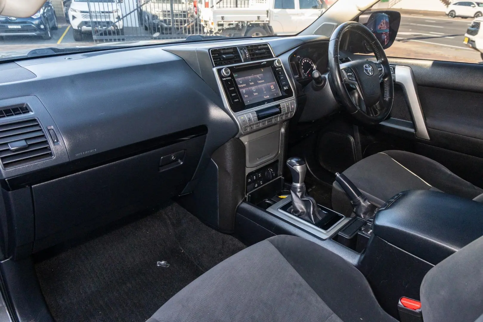 2020 Toyota Landcruiser Prado Gallery Image 8