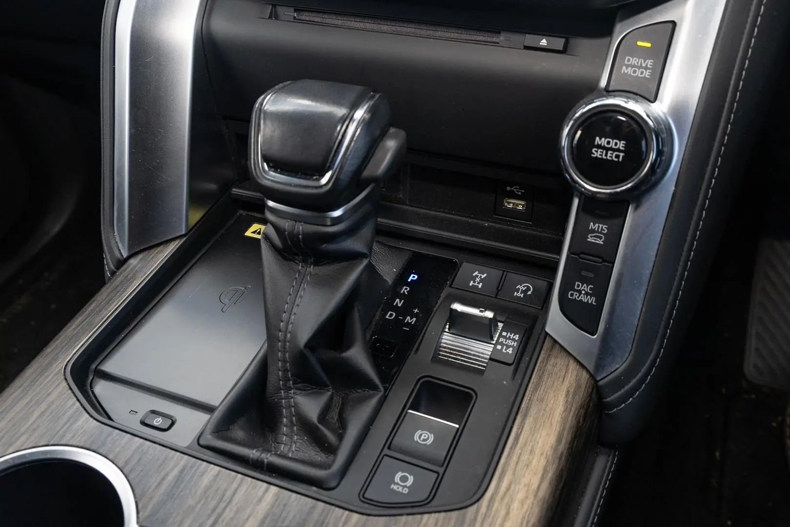 2022 Toyota Landcruiser Gallery Image 17