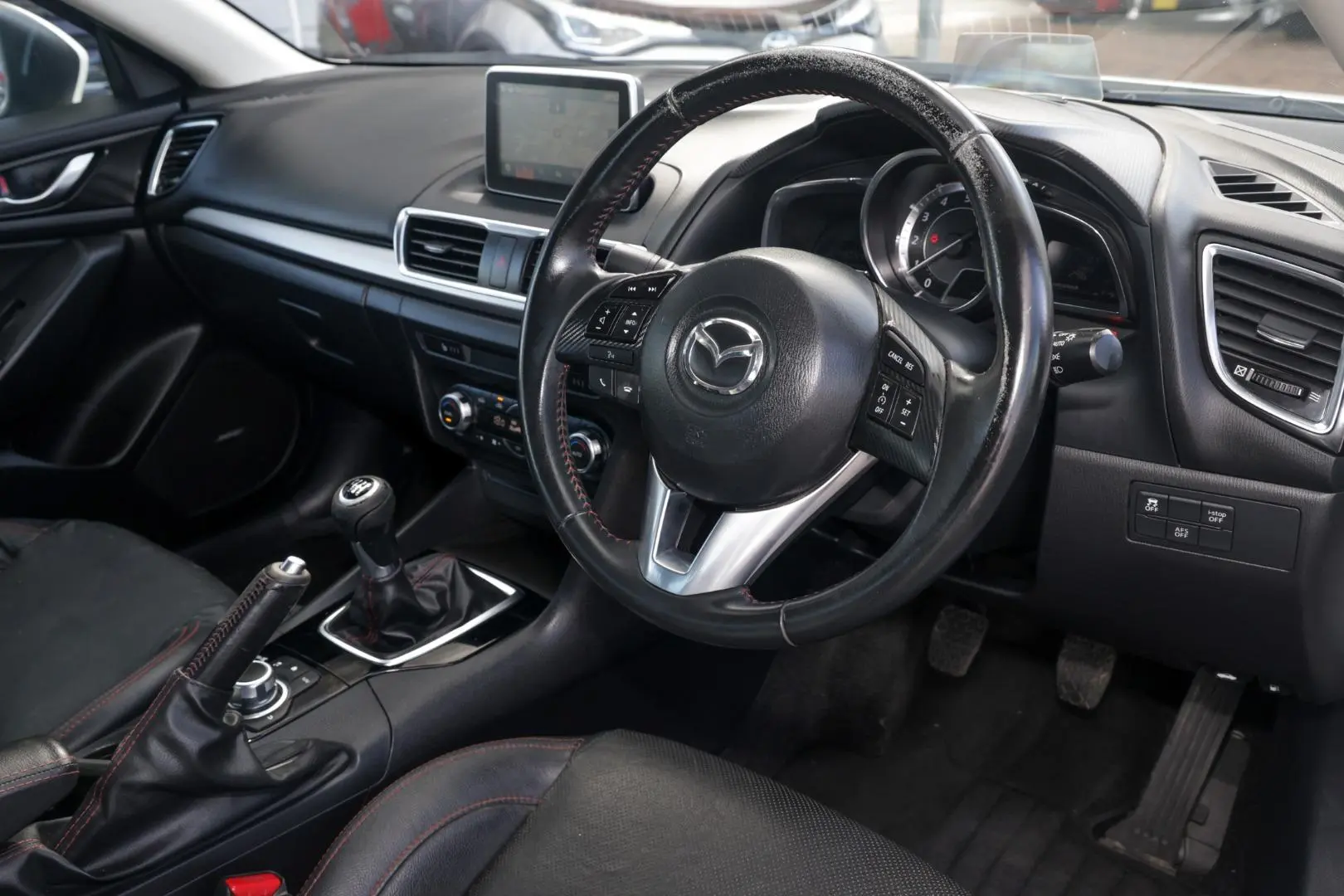 2016 Mazda 3 Image 7