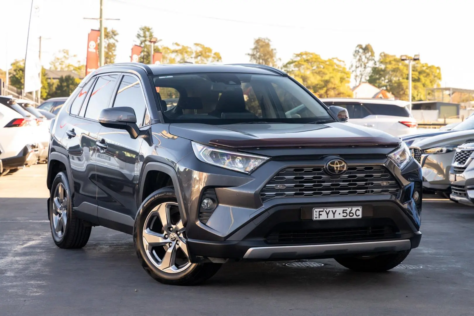 2020 Toyota RAV4 Gallery Image 1
