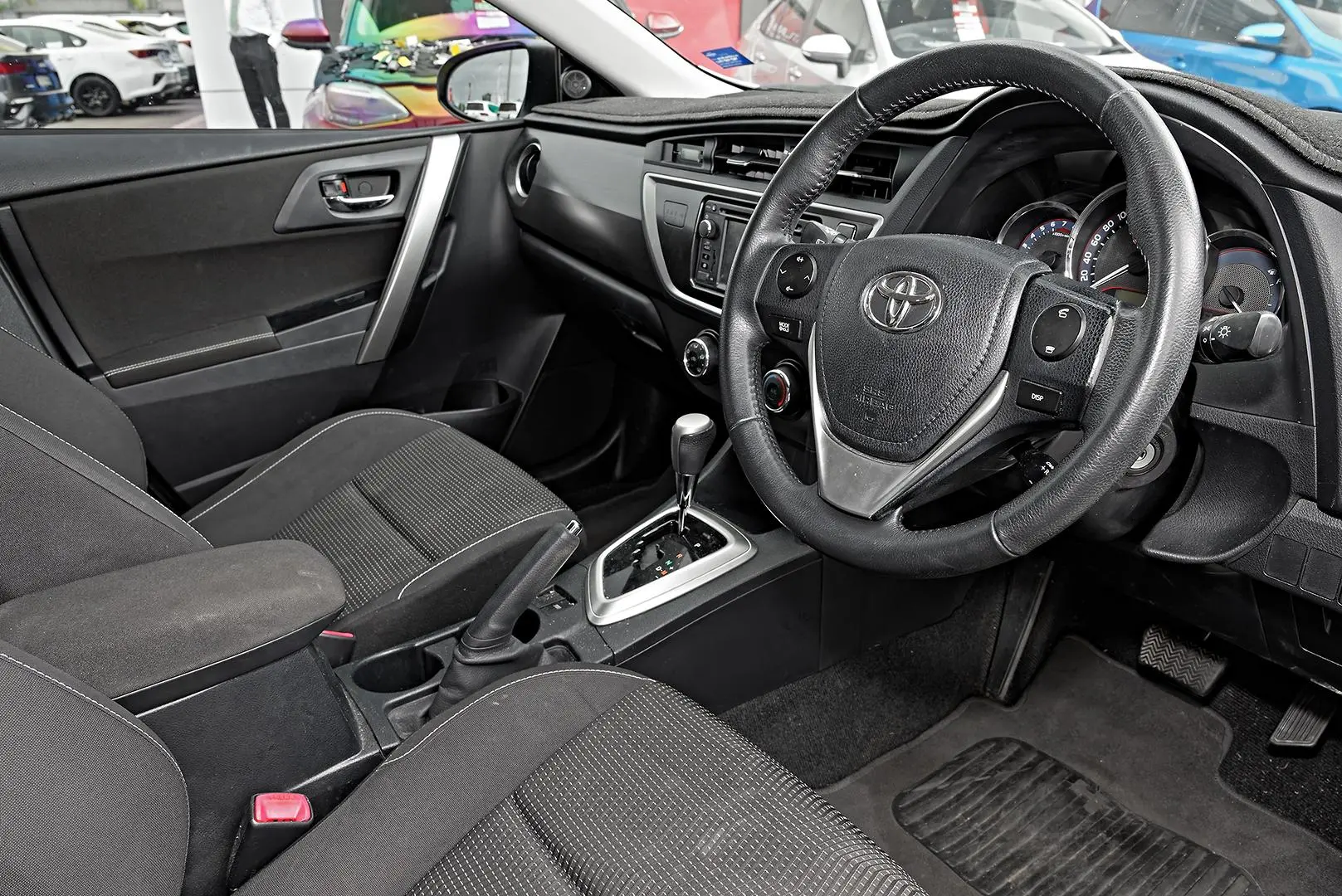 2014 Toyota Corolla Gallery Image 7