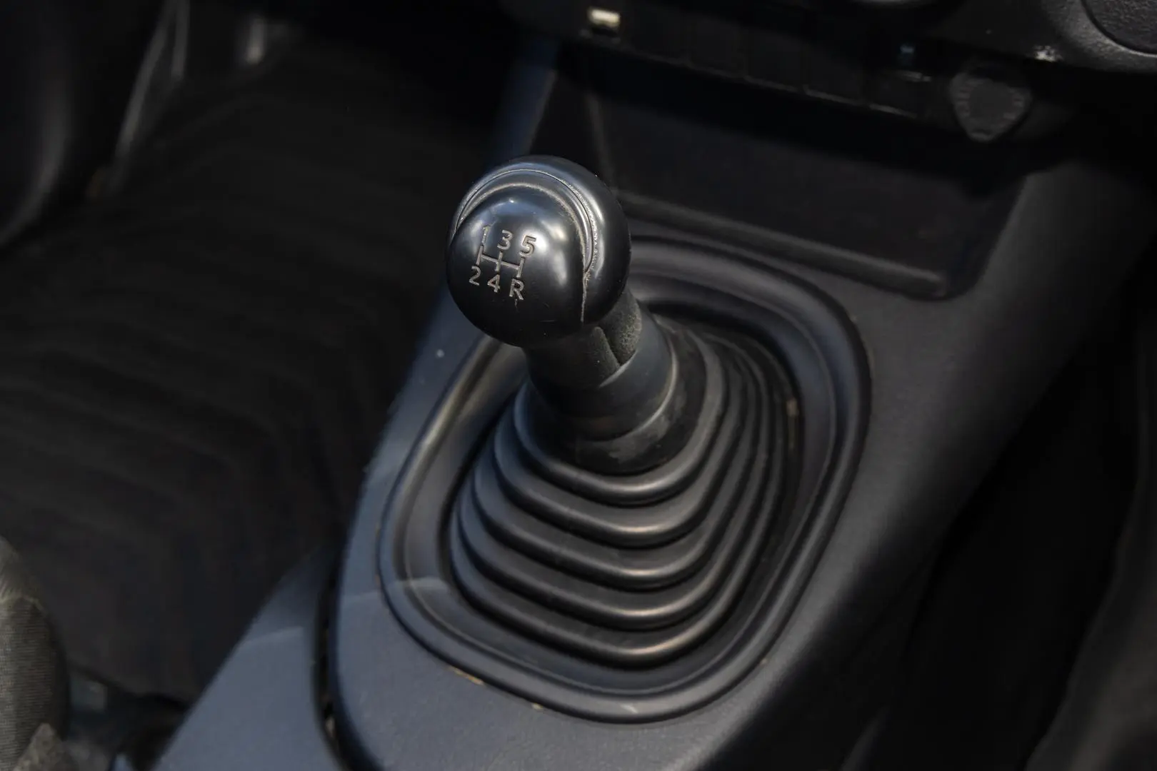 2021 Toyota Hilux Gallery Image 17