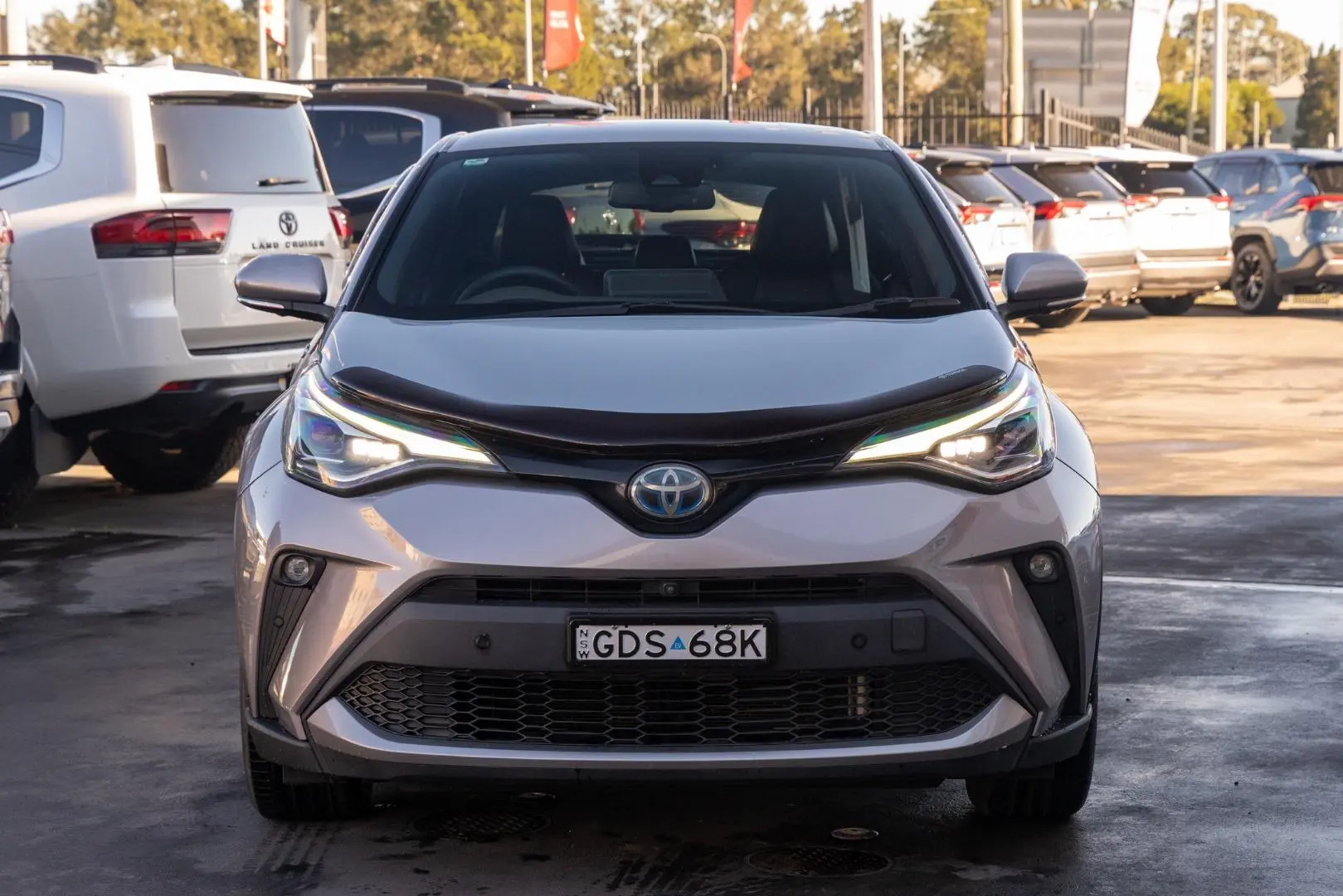 2020 Toyota C-HR Gallery Image 4