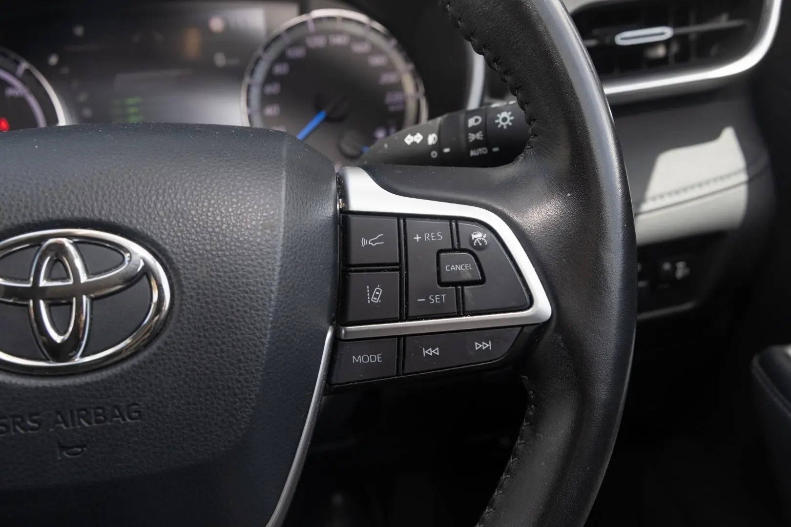 2023 Toyota Kluger Gallery Image 12