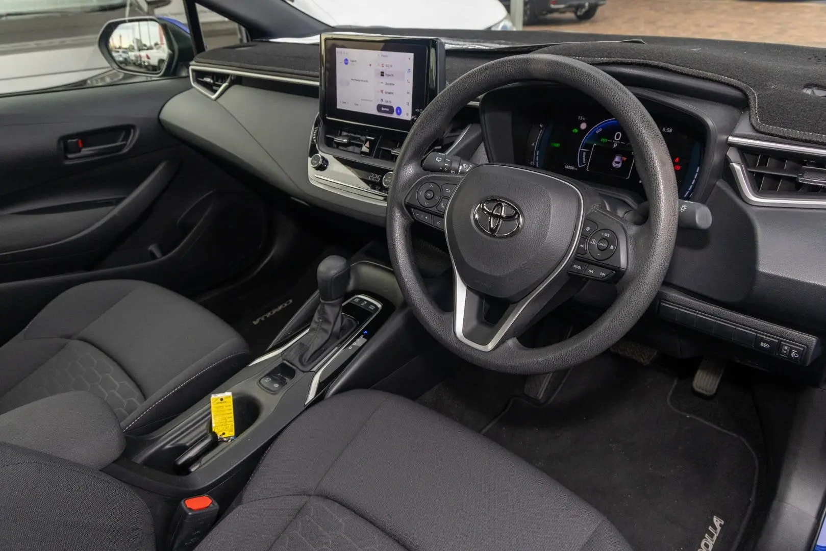 2025 Toyota Corolla Gallery Image 7