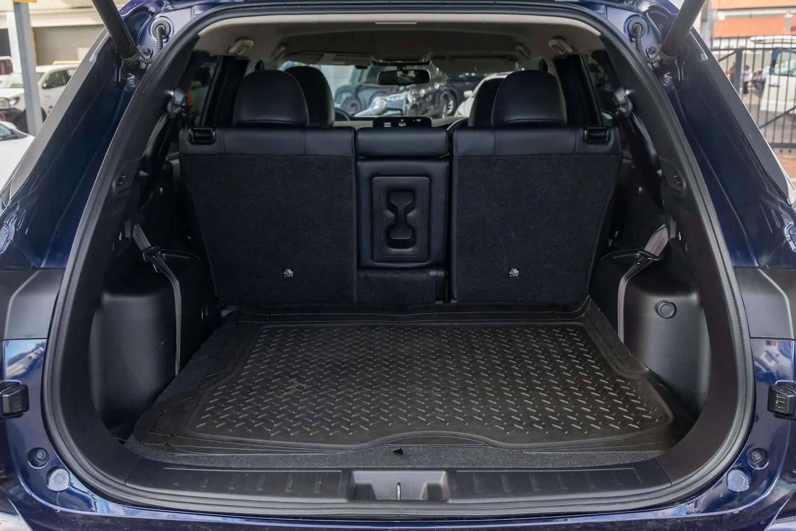 2024 Mitsubishi Outlander Gallery Image 20