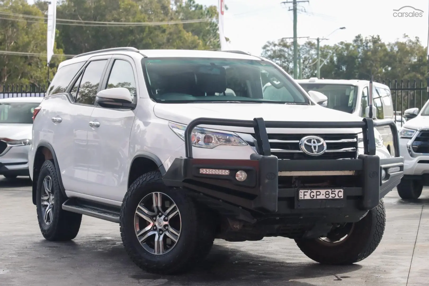 2018 Toyota Fortuner Image 1