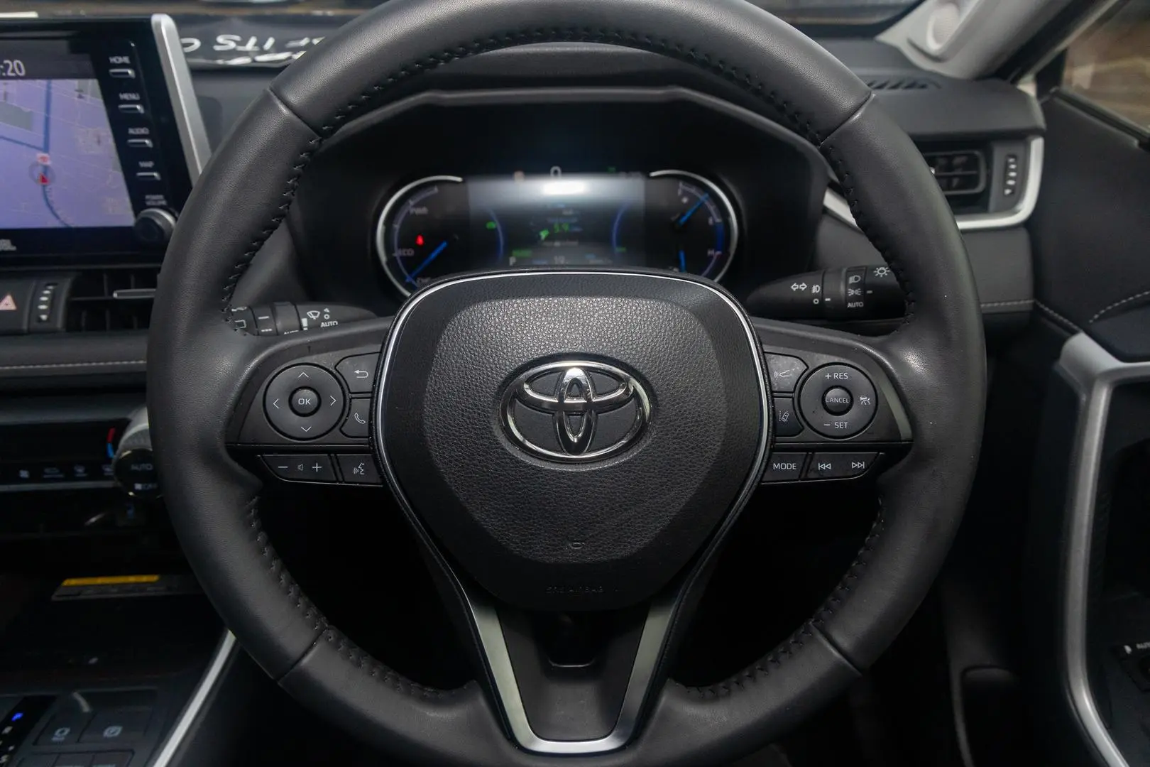 2021 Toyota RAV4 Gallery Image 8