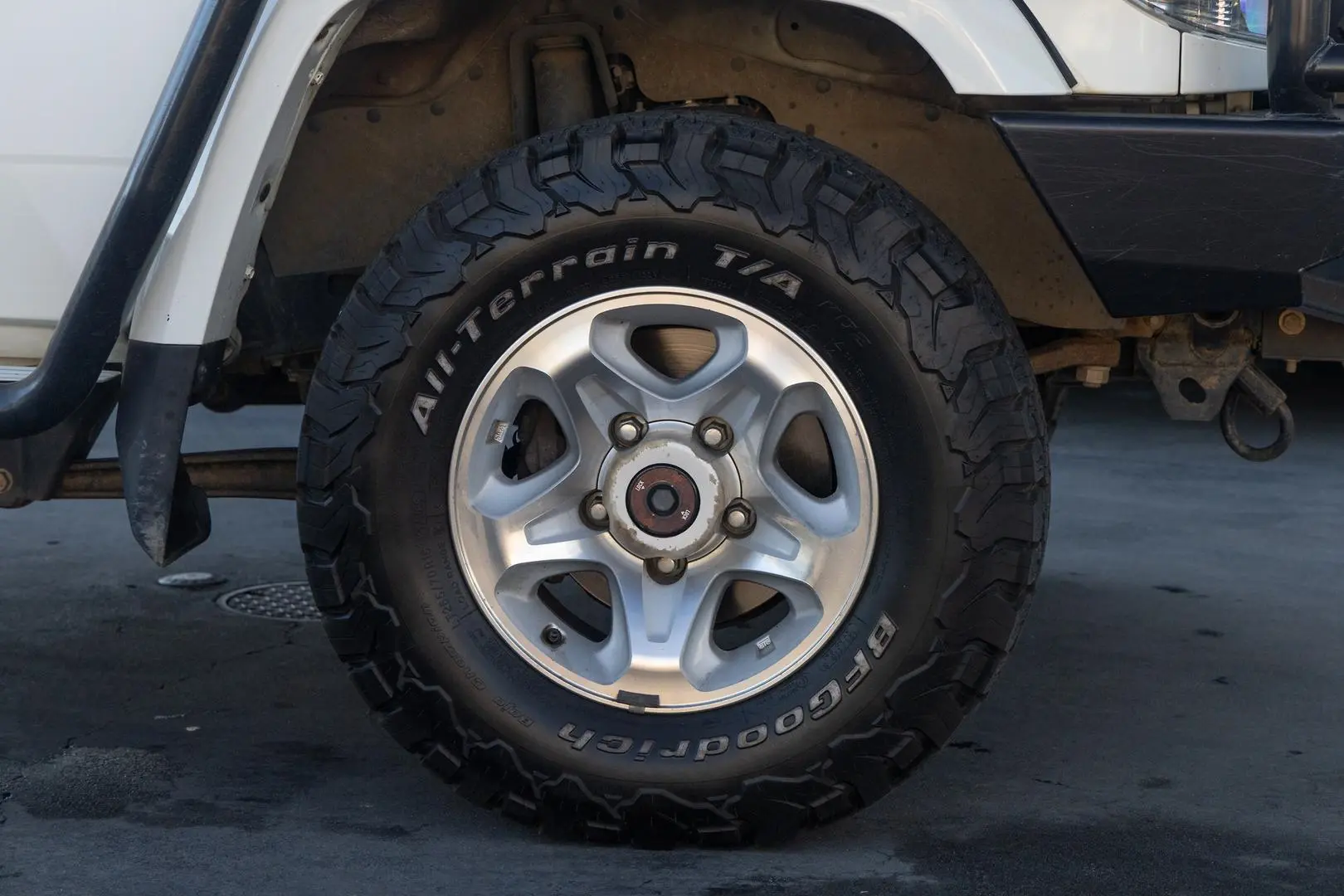 2018 Toyota Landcruiser Gallery Image 22