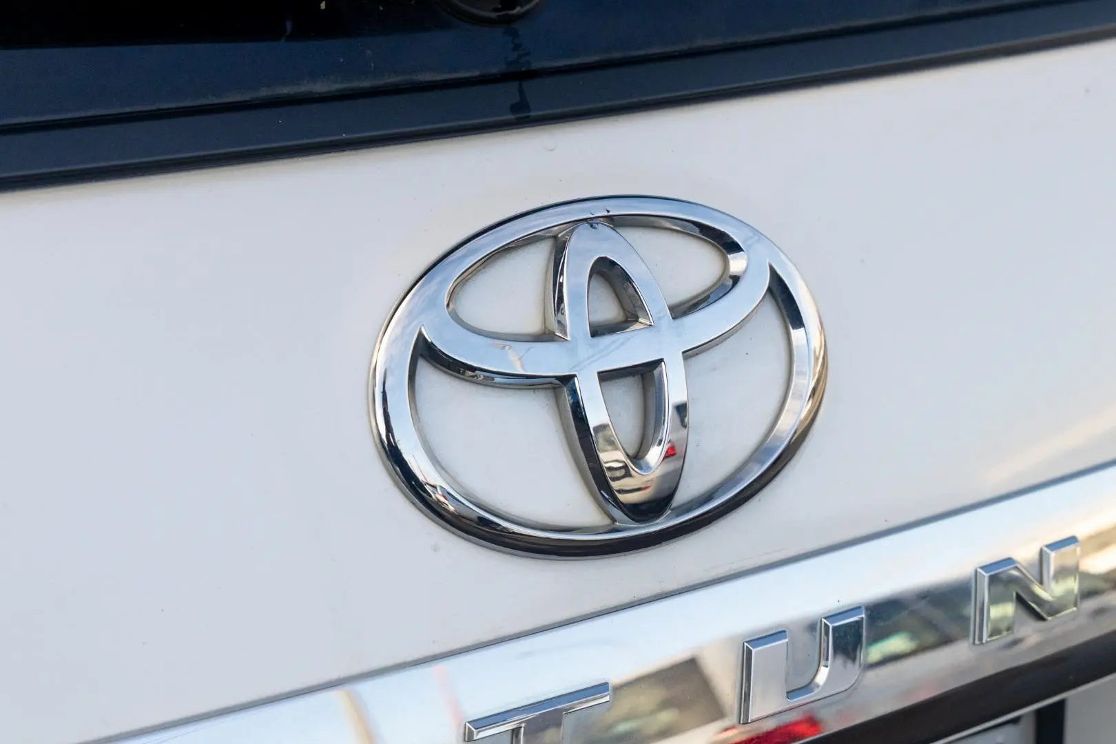 2018 Toyota Fortuner Gallery Image 21