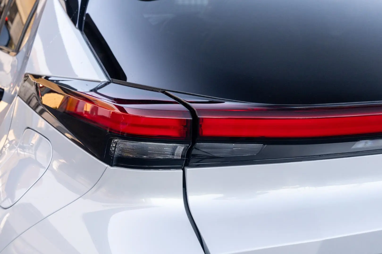 2025 Toyota C-HR Gallery Image 20
