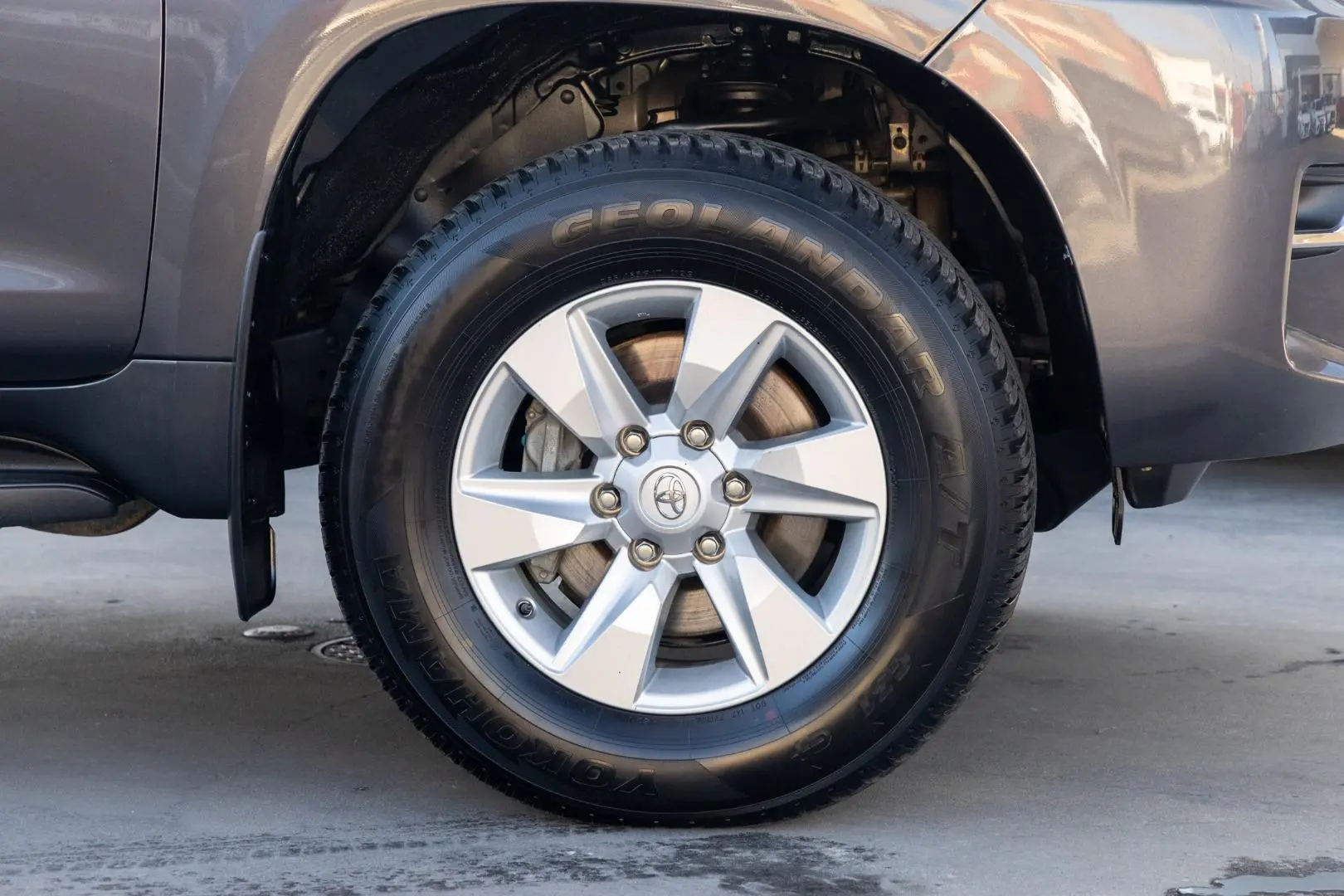 2021 Toyota Landcruiser Prado Gallery Image 22