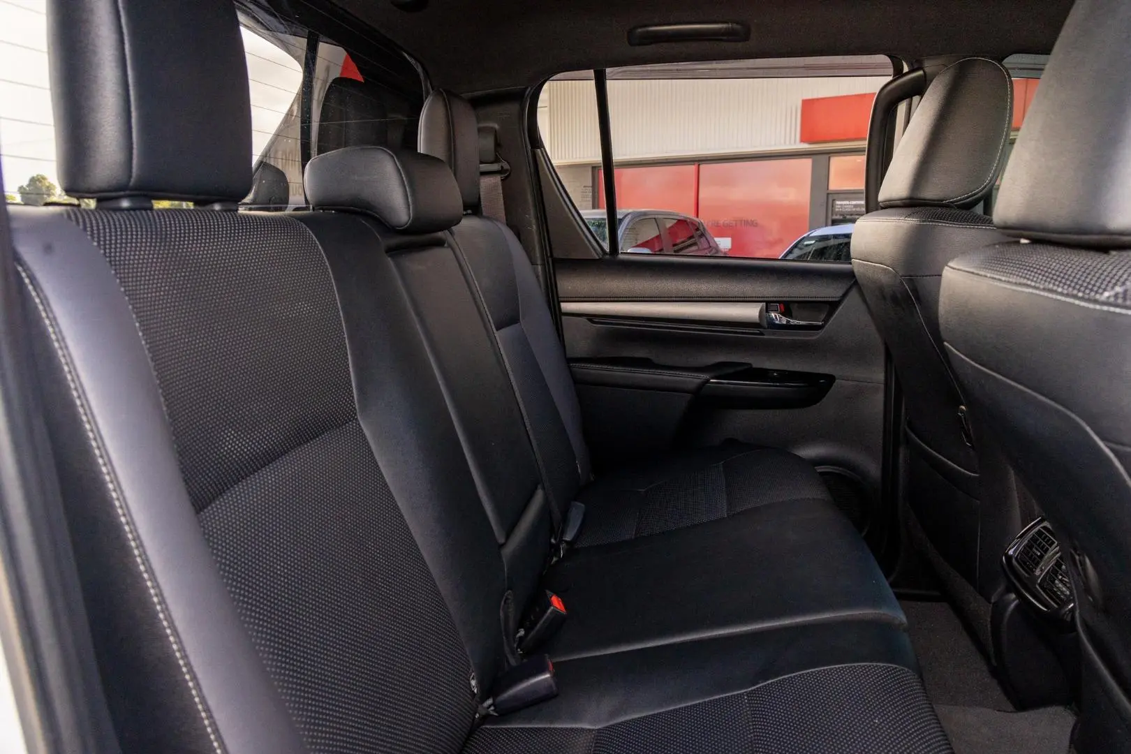 2024 Toyota Hilux Gallery Image 9