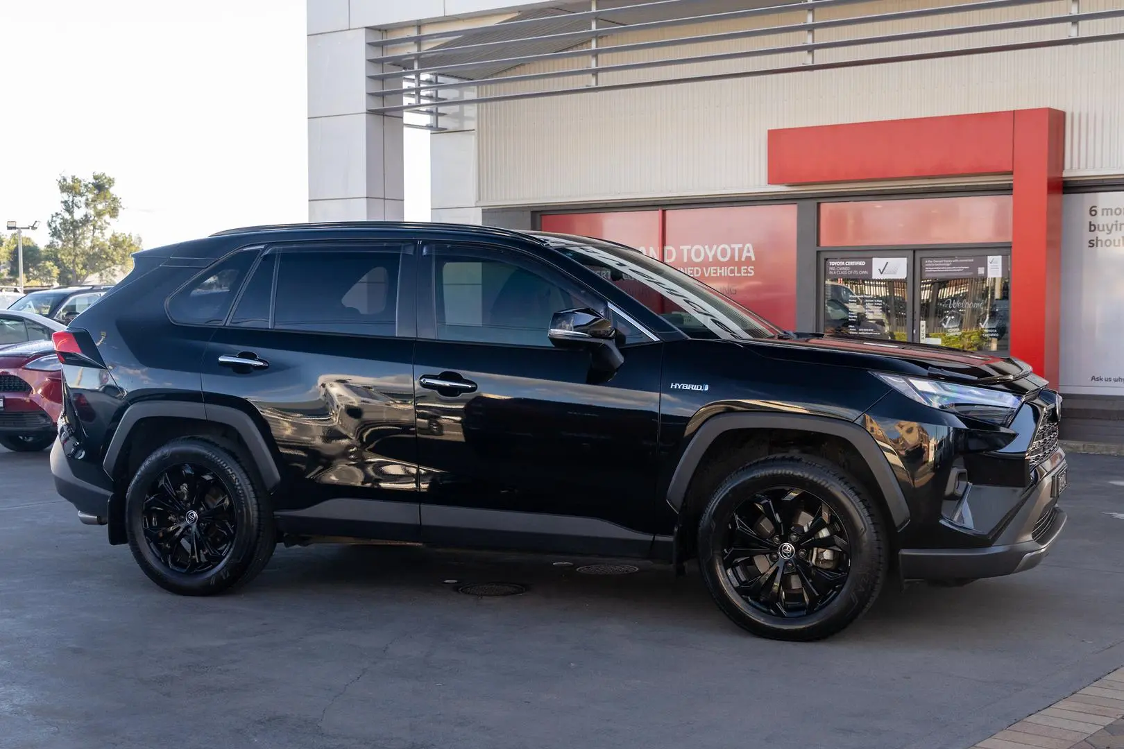 2023 Toyota RAV4 Gallery Image 3