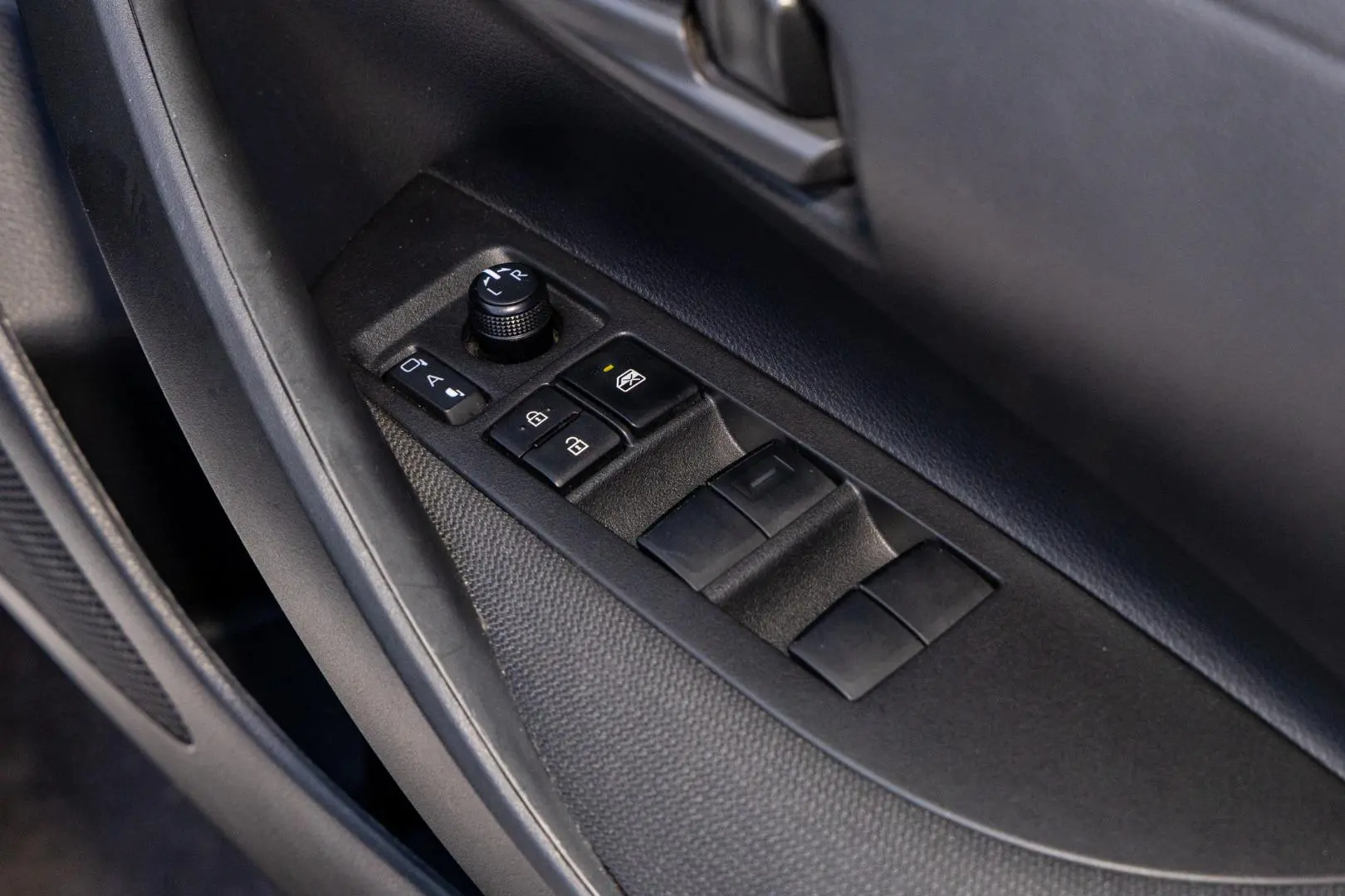 2025 Toyota Corolla Gallery Image 18