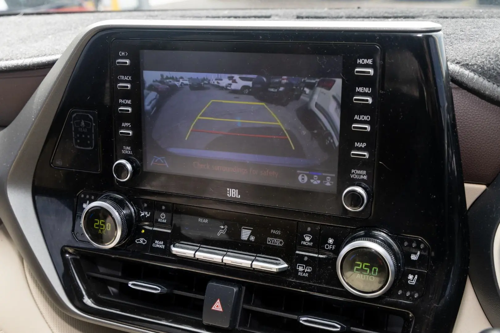 2022 Toyota Kluger Gallery Image 15