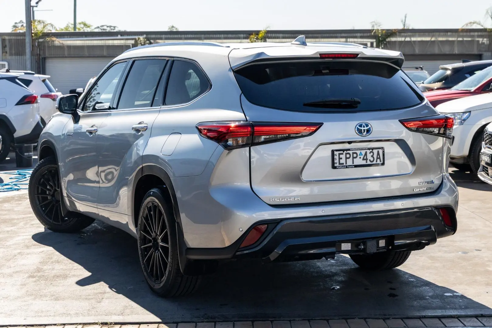 2021 Toyota Kluger Gallery Image 2