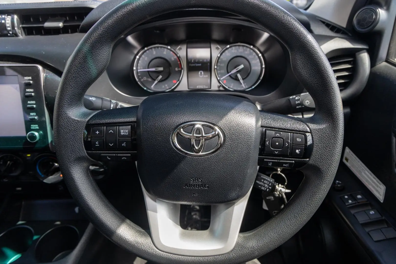 2020 Toyota Hilux Gallery Image 10