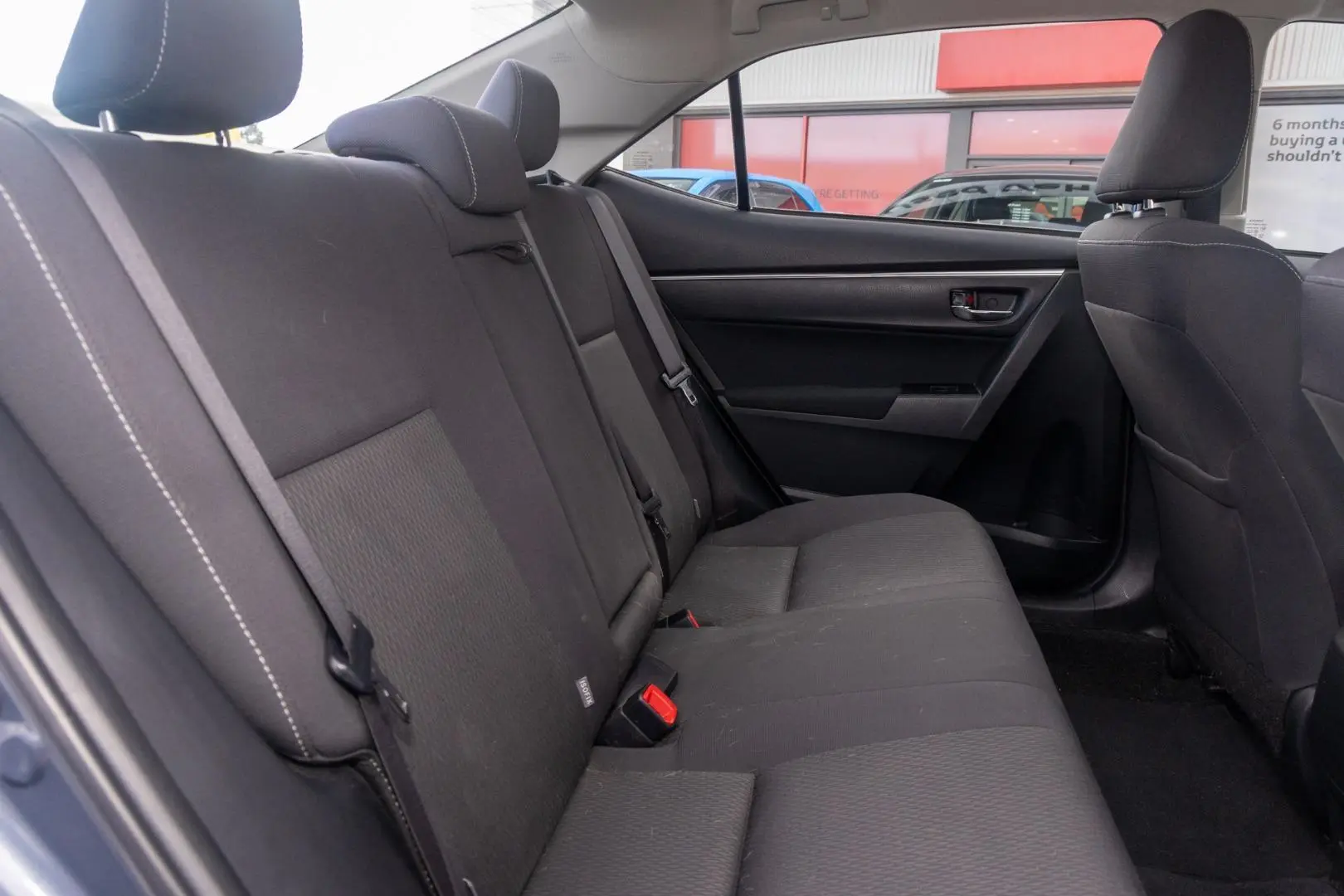 2015 Toyota Corolla Gallery Image 9