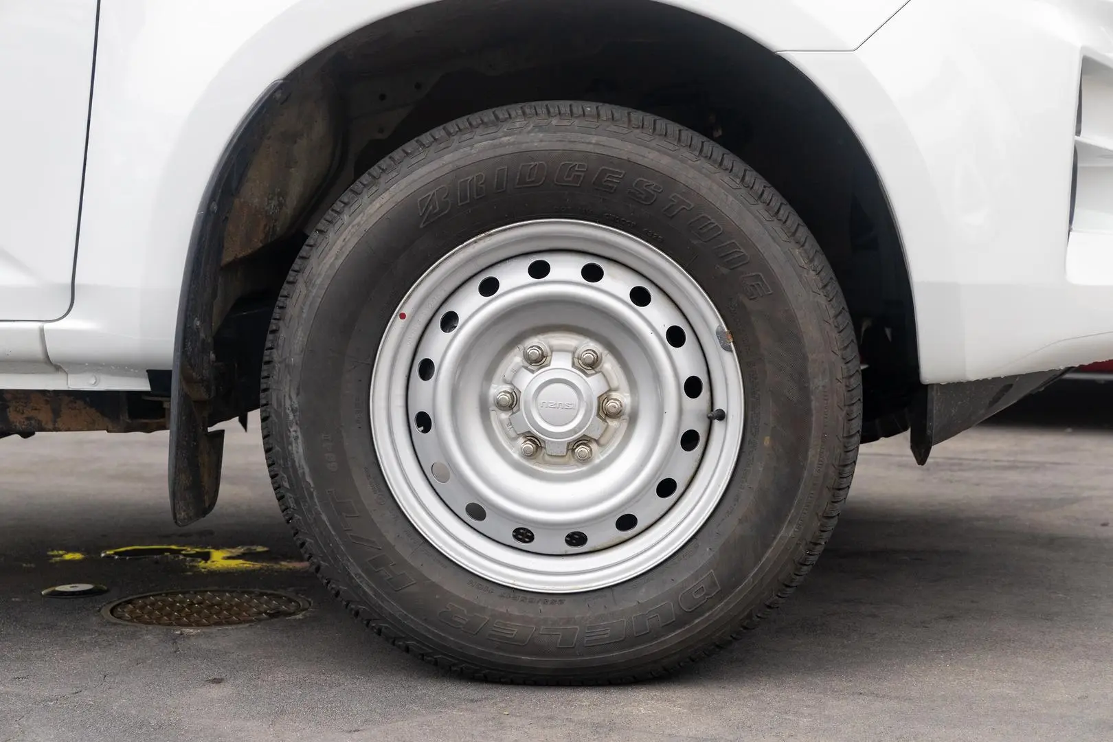 2023 Isuzu D-MAX Gallery Image 22