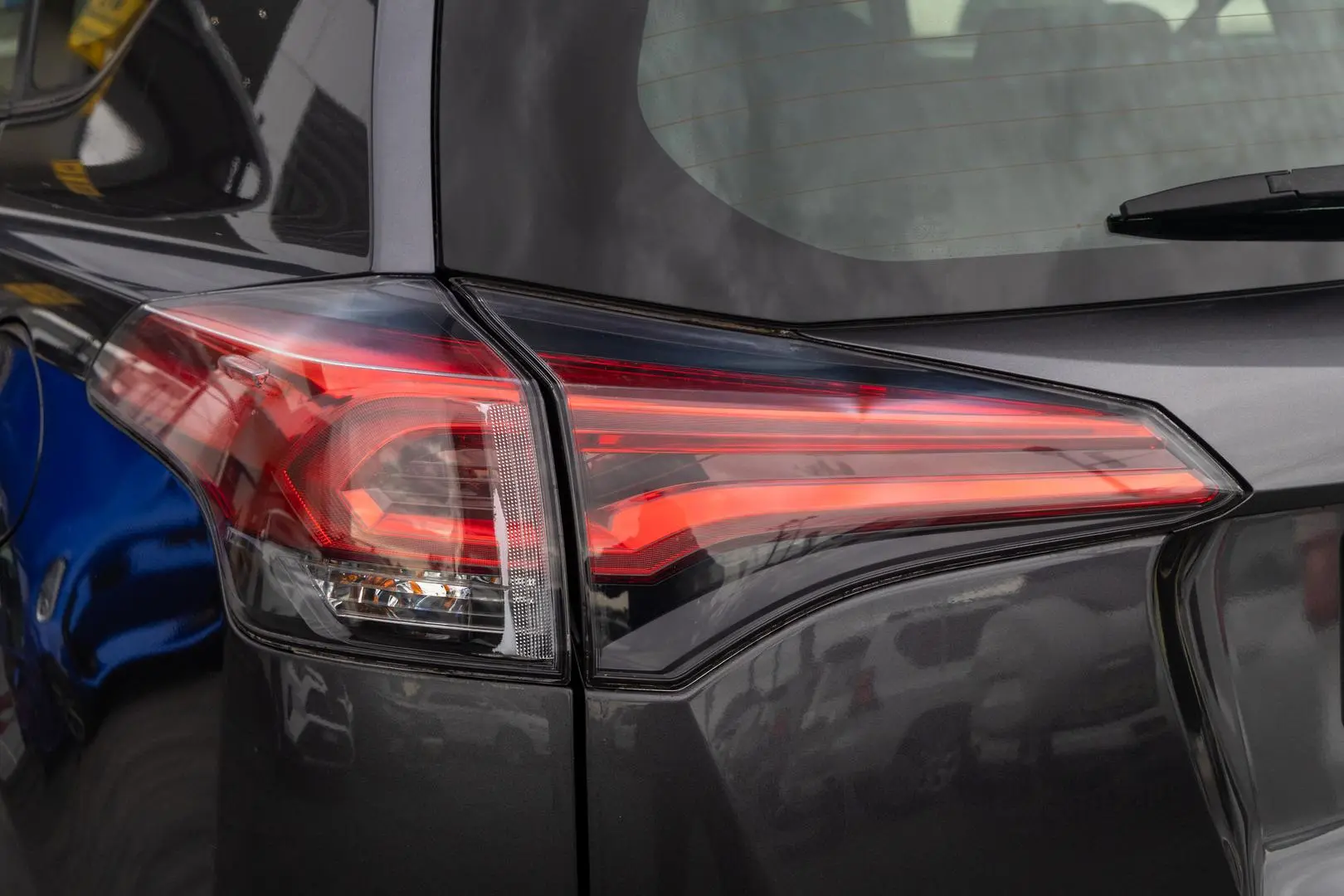 2018 Toyota RAV4 Gallery Image 19
