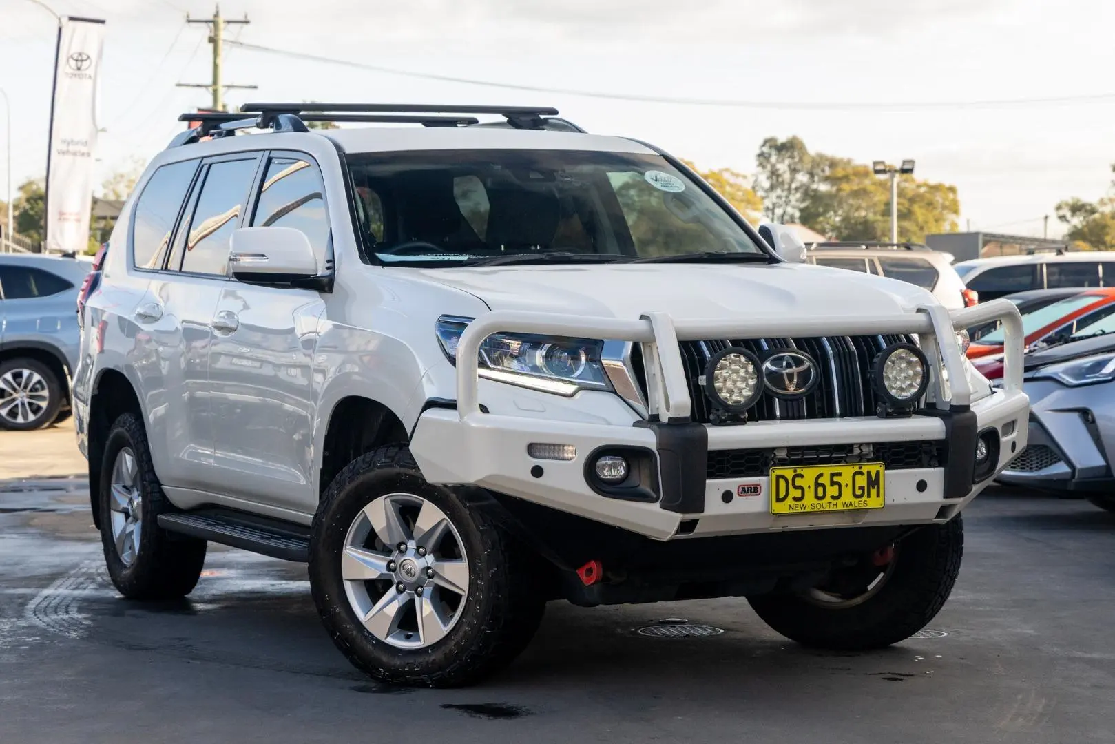 2021 Toyota Landcruiser Prado Gallery Image 1