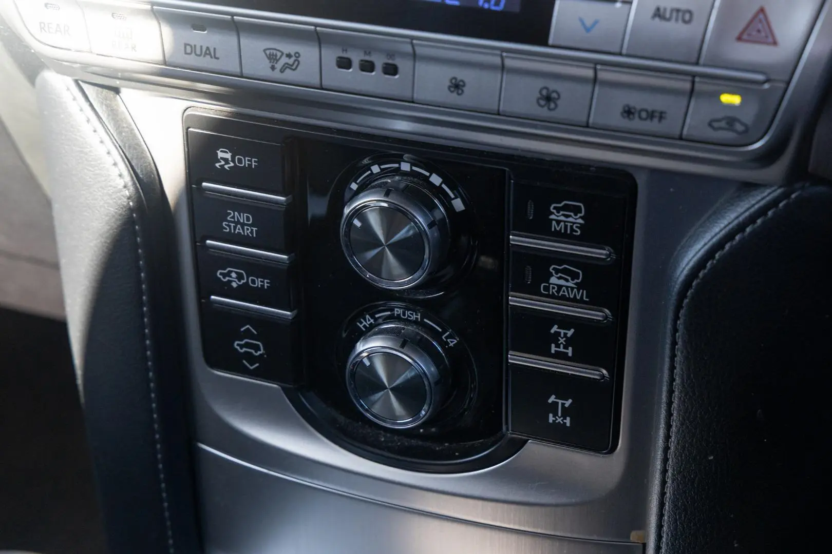2023 Toyota Landcruiser Prado Gallery Image 16
