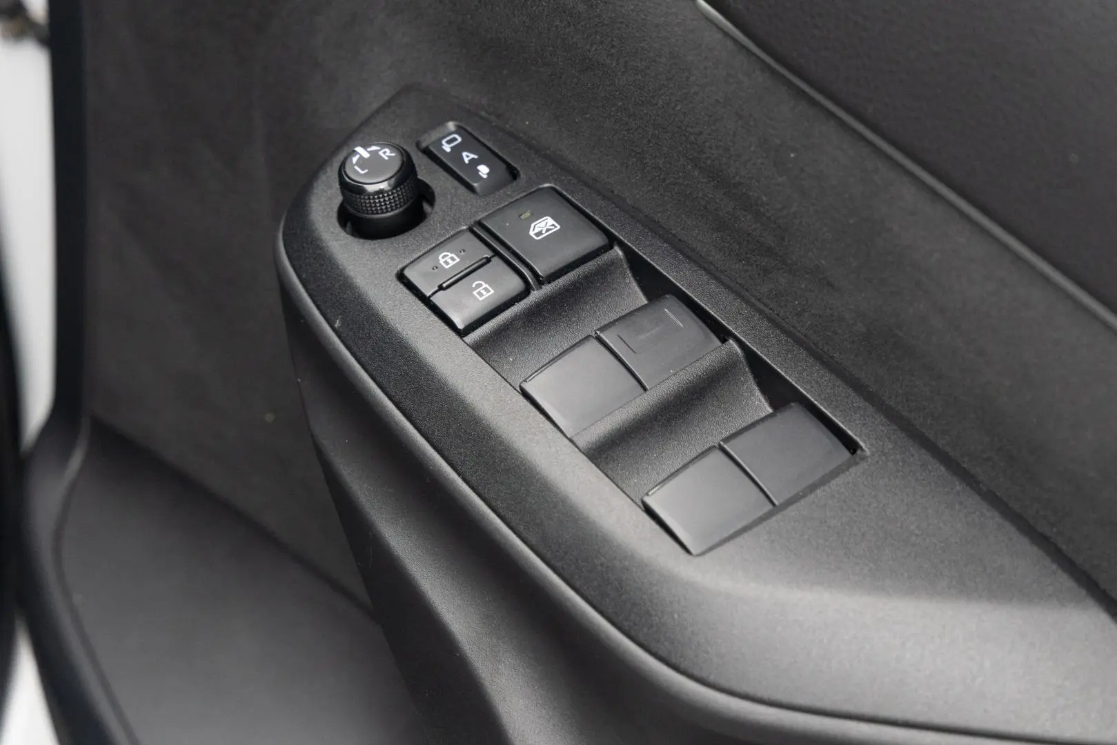 2022 Toyota Yaris Cross Gallery Image 18
