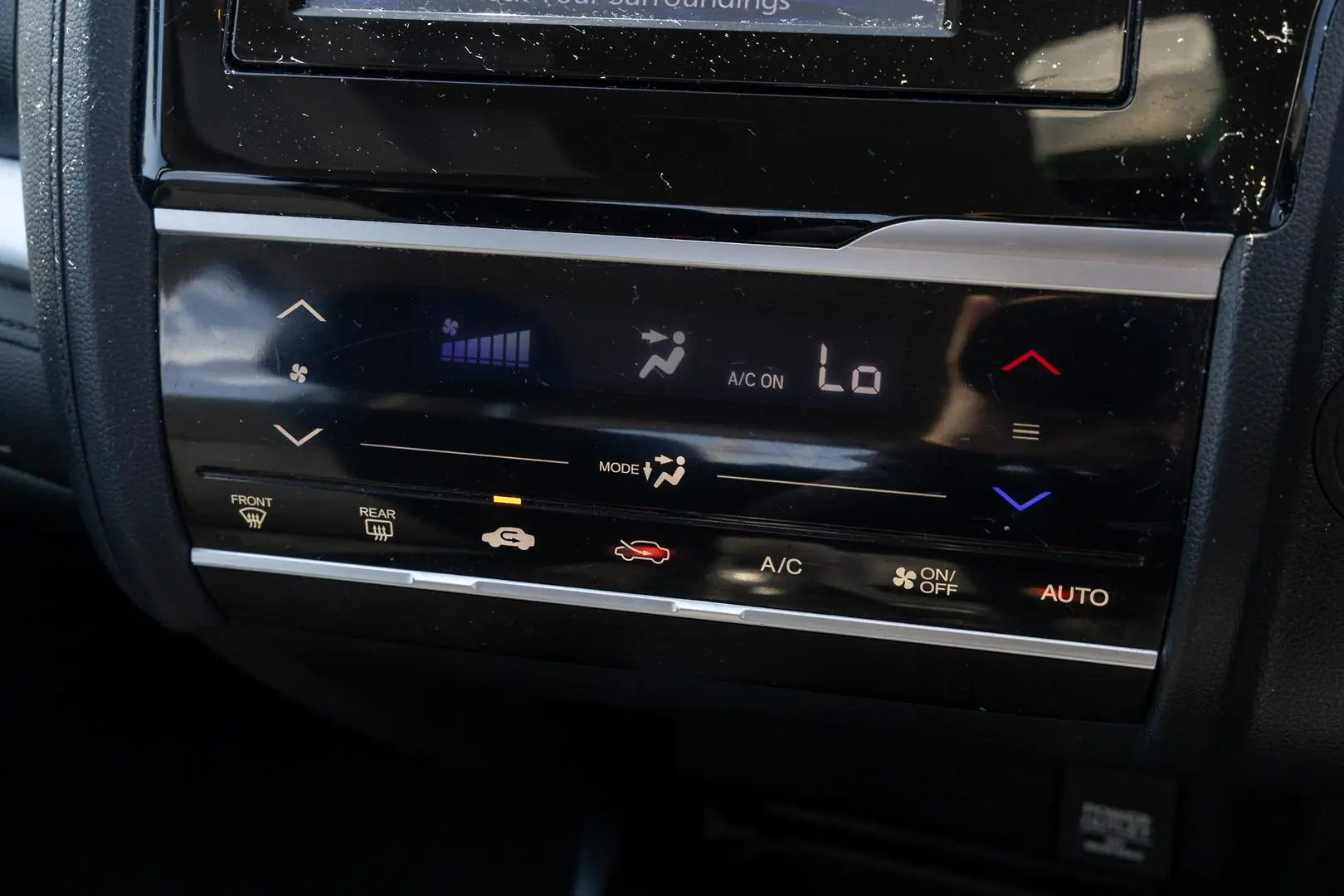 2017 Honda Jazz Gallery Image 16