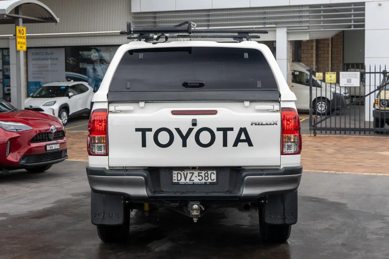 2018 Toyota Hilux Gallery Image 5