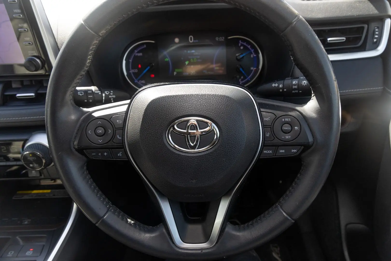 2020 Toyota RAV4 Gallery Image 10