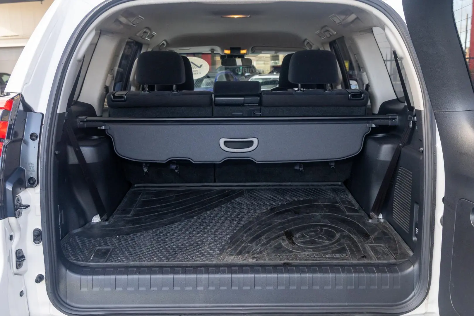 2021 Toyota Landcruiser Prado Gallery Image 18