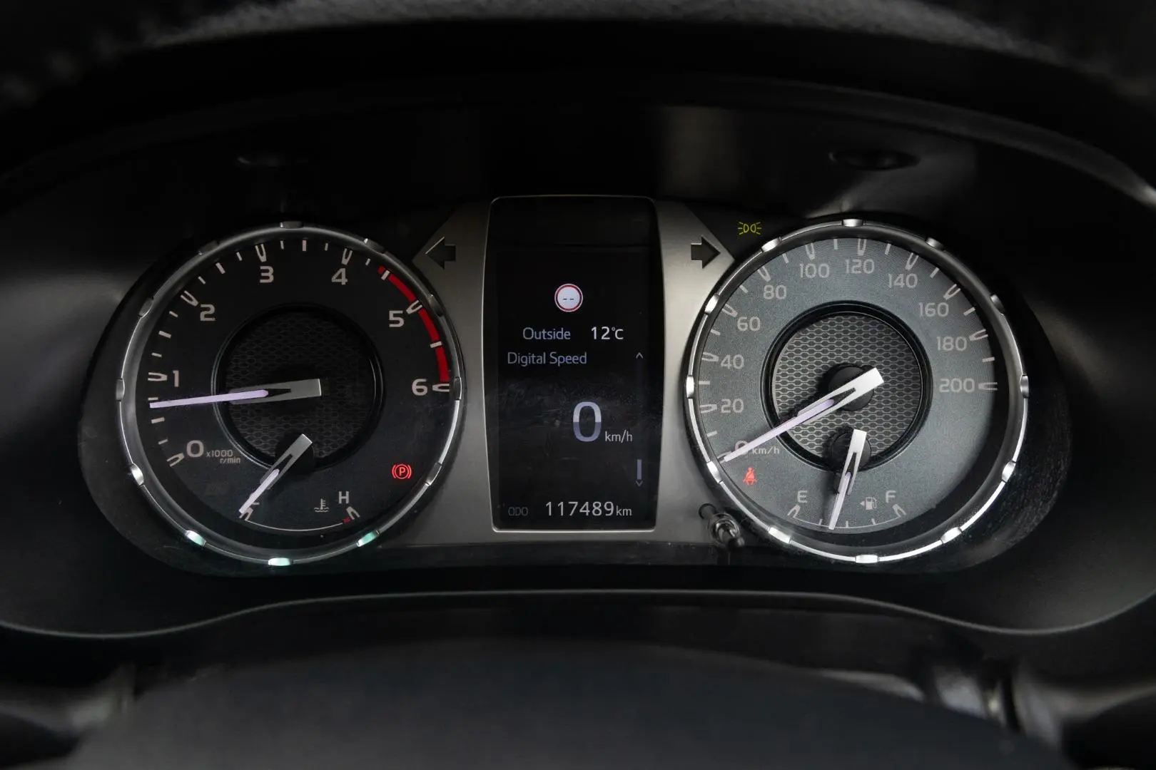 2020 Toyota Hilux Gallery Image 13