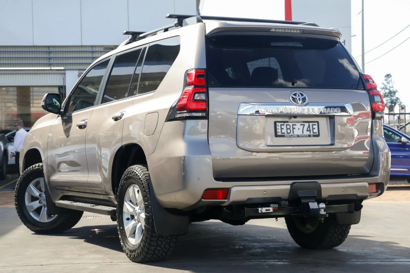 2018 Toyota Landcruiser Prado Gallery Image 2