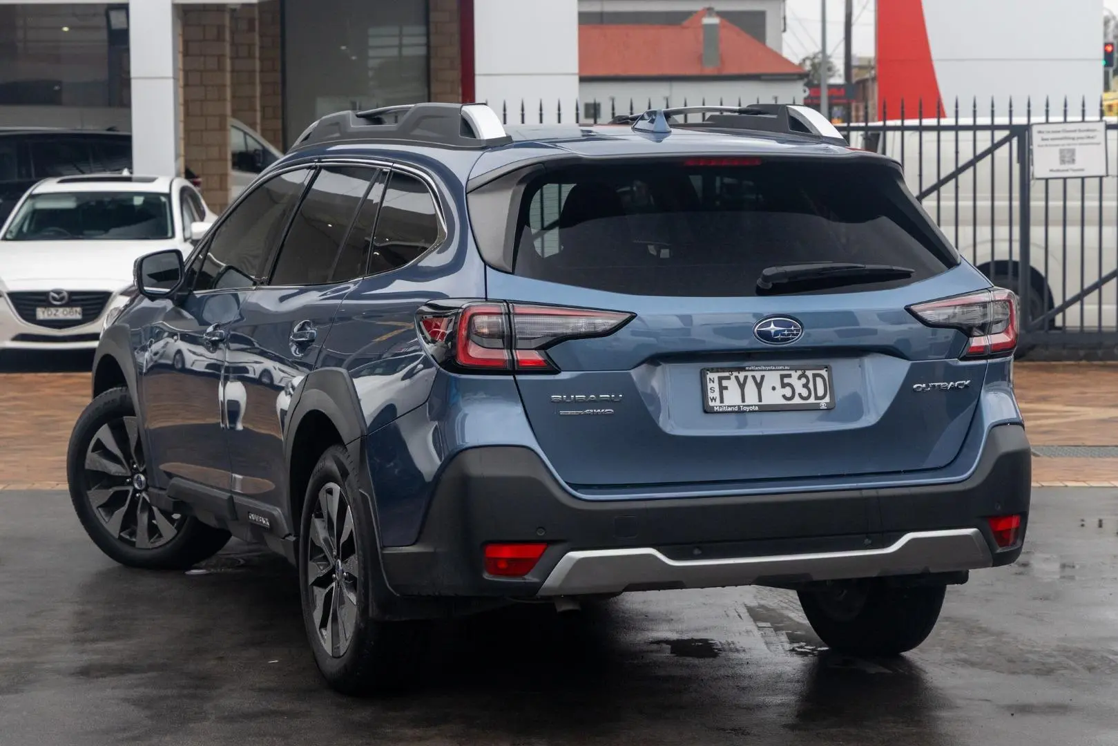 2023 Subaru Outback Gallery Image 2