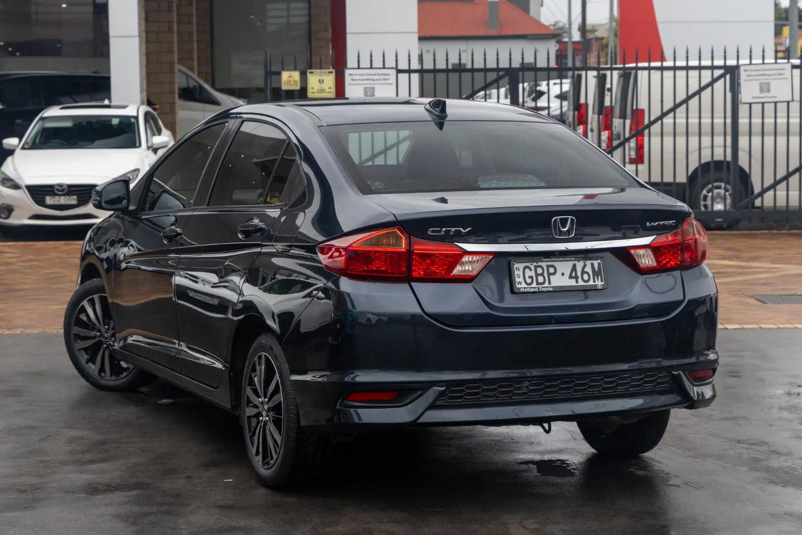 2018 Honda City Gallery Image 2
