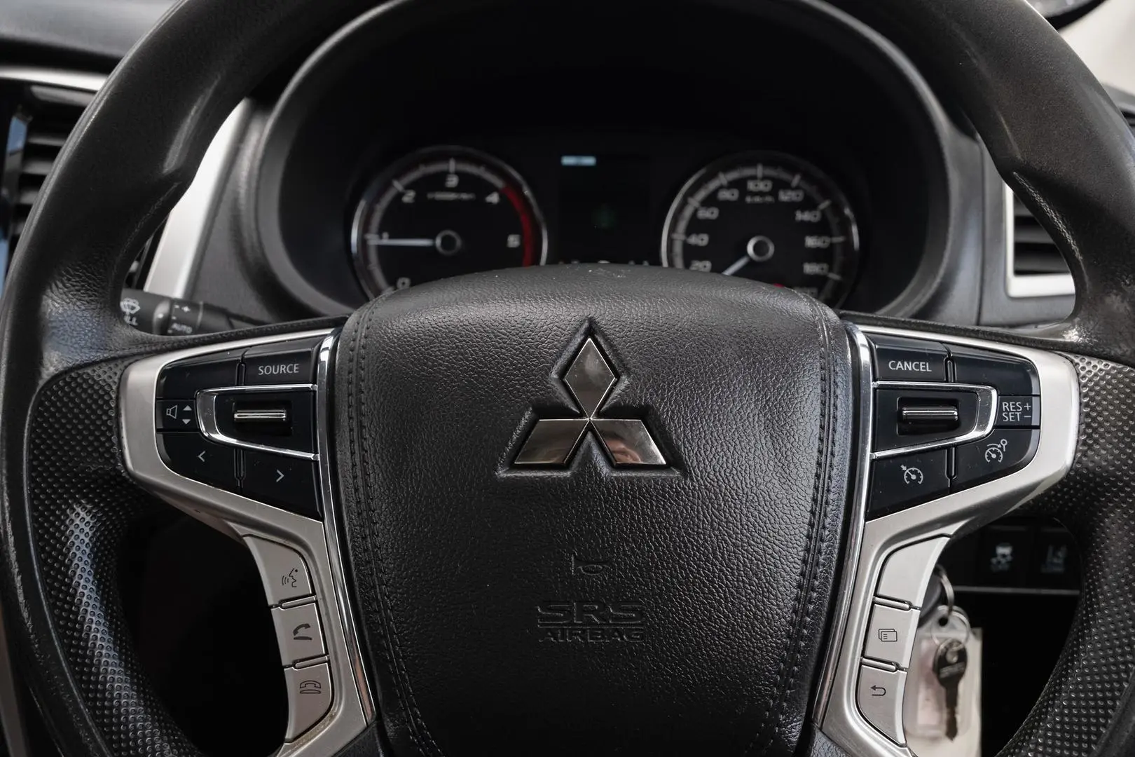 2021 Mitsubishi Triton Gallery Image 10