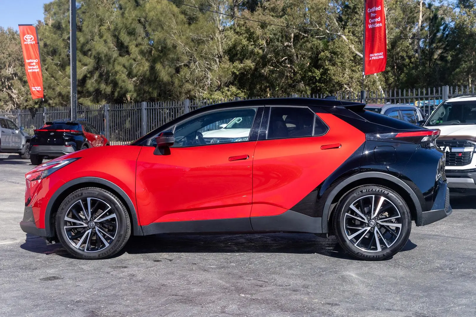 2023 Toyota C-HR Gallery Image 3