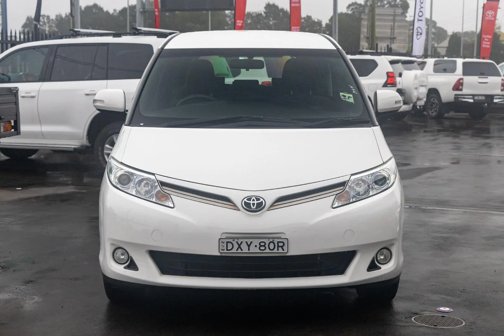 2018 Toyota Tarago Gallery Image 4