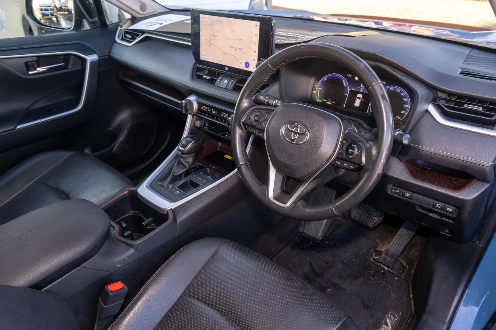 2023 Toyota RAV4 Gallery Image 7