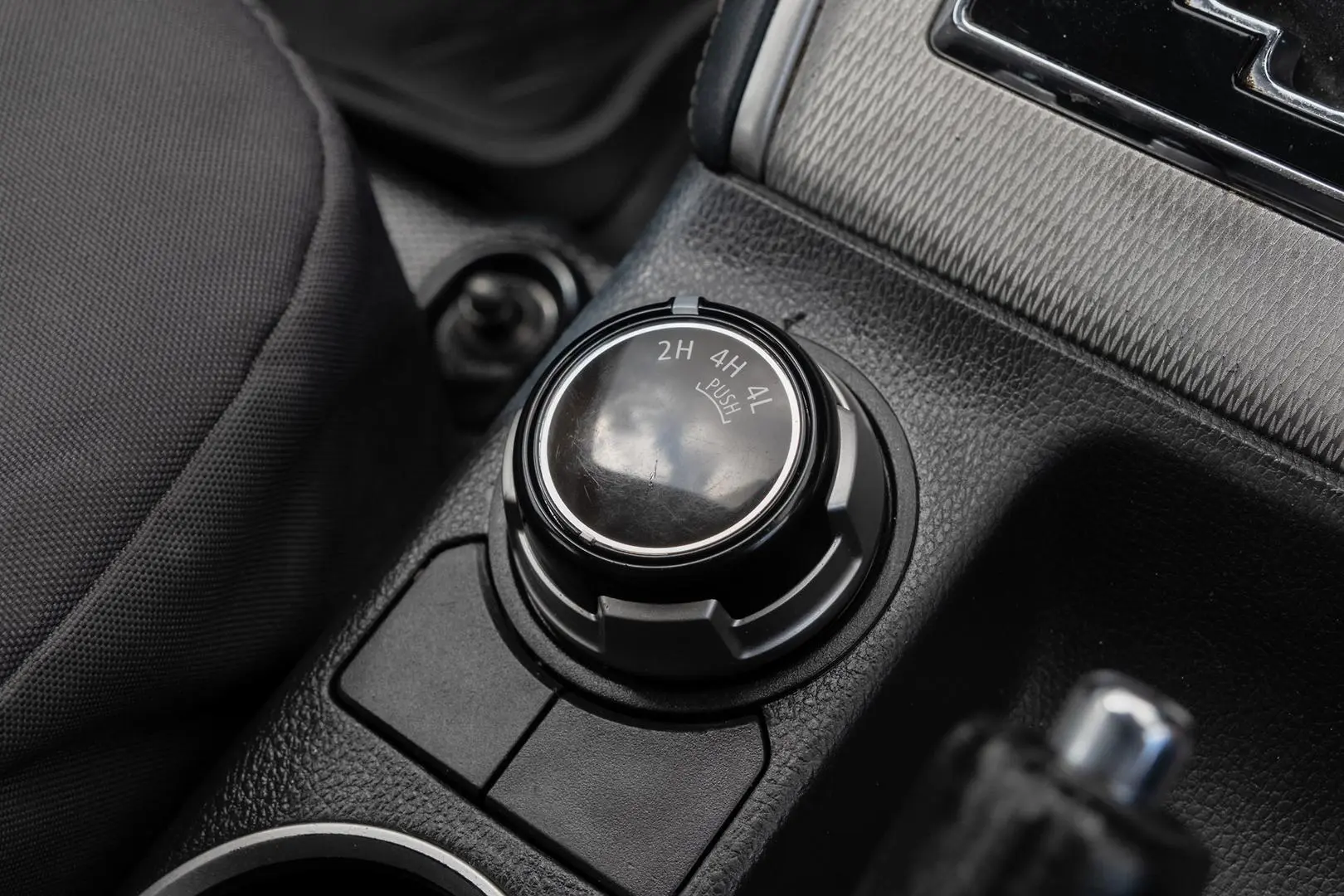 2021 Mitsubishi Triton Gallery Image 16