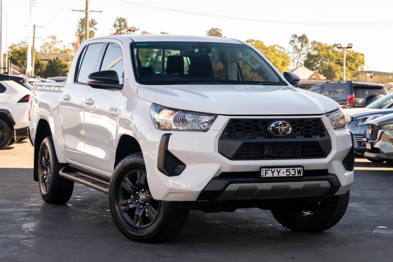 2025 Toyota Hilux Gallery Image 1