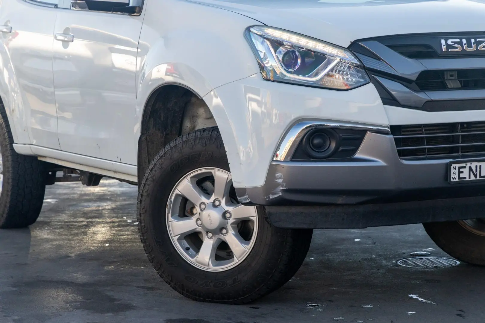 2021 Isuzu MU-X Gallery Image 6