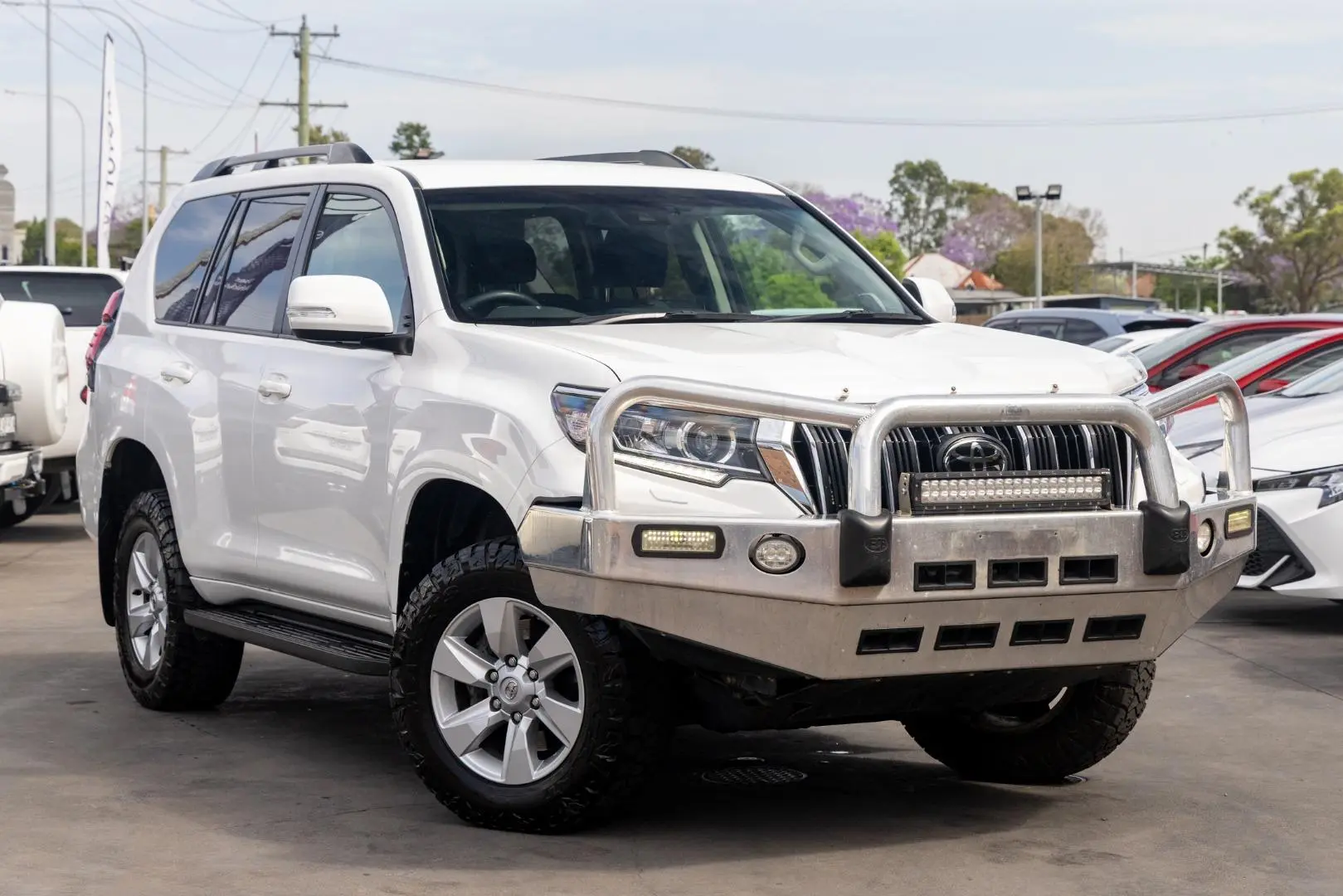 2022 Toyota Landcruiser Prado Gallery Image 1