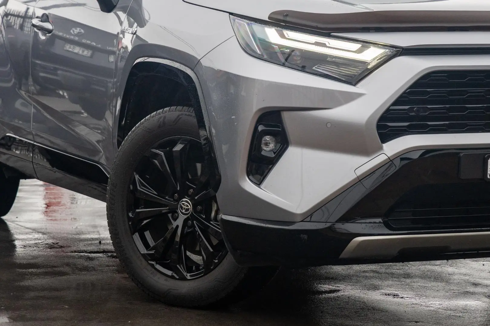 2023 Toyota RAV4 Gallery Image 6