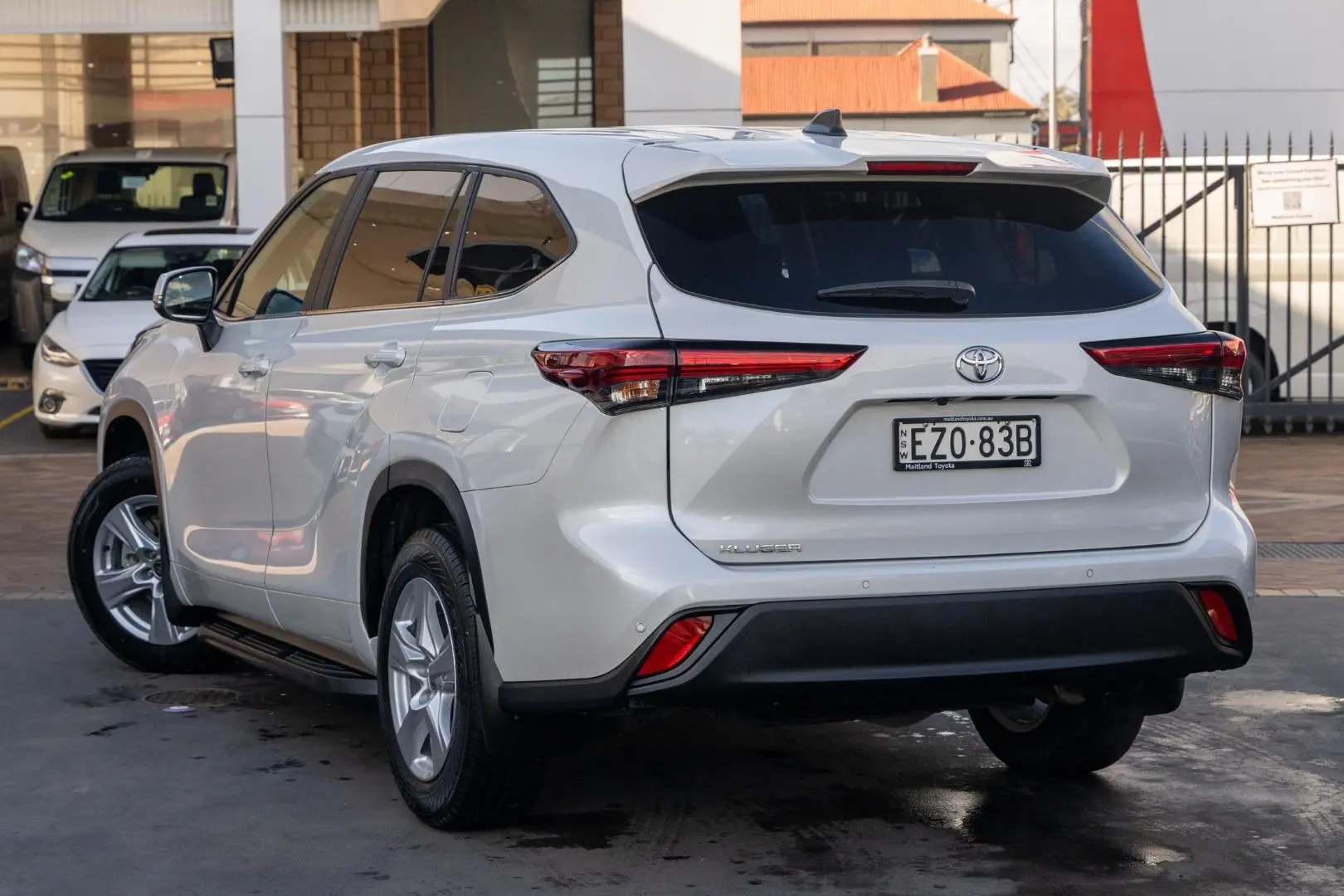 2023 Toyota Kluger Gallery Image 2