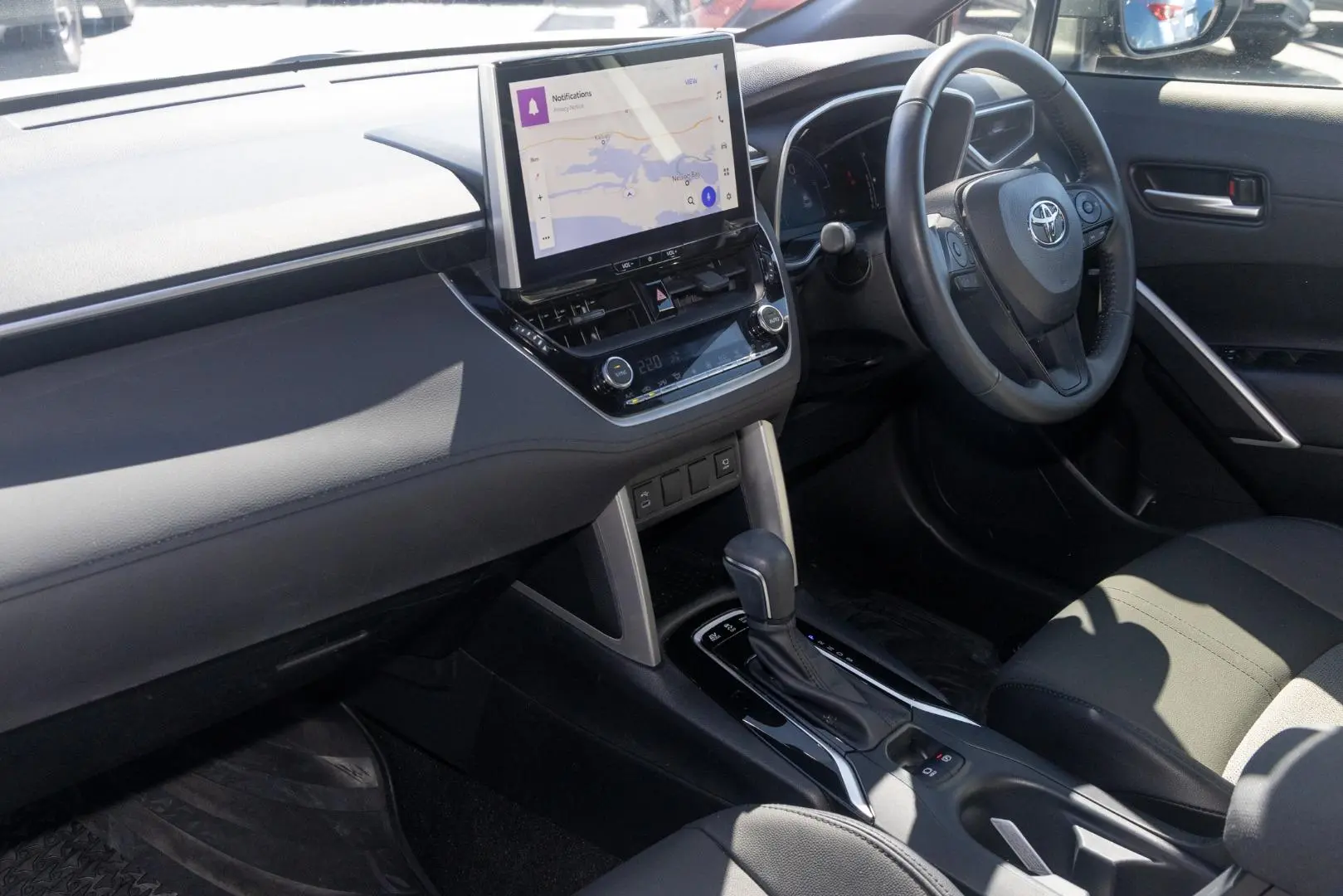 2024 Toyota Corolla Cross Gallery Image 8