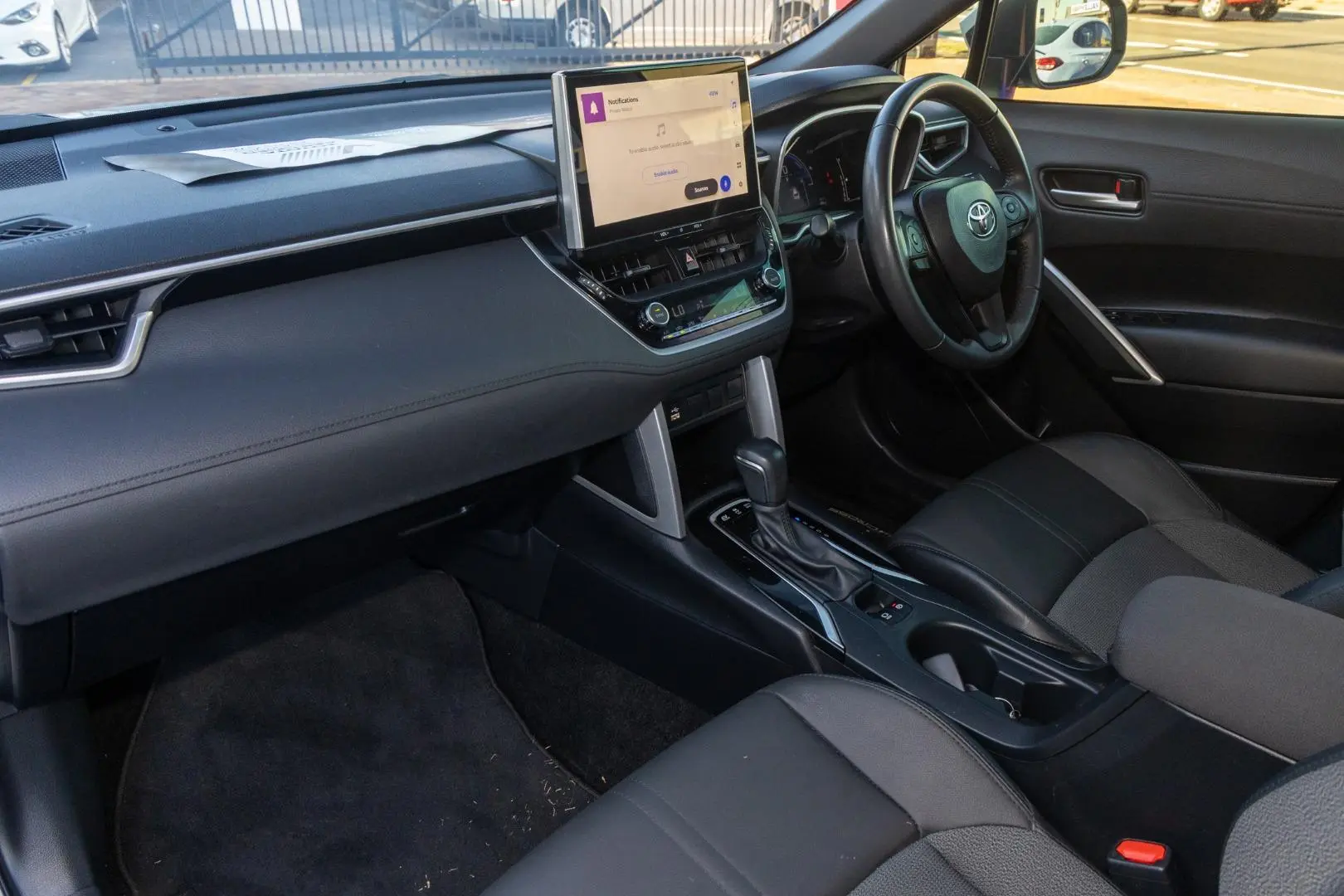 2023 Toyota Corolla Cross Gallery Image 7