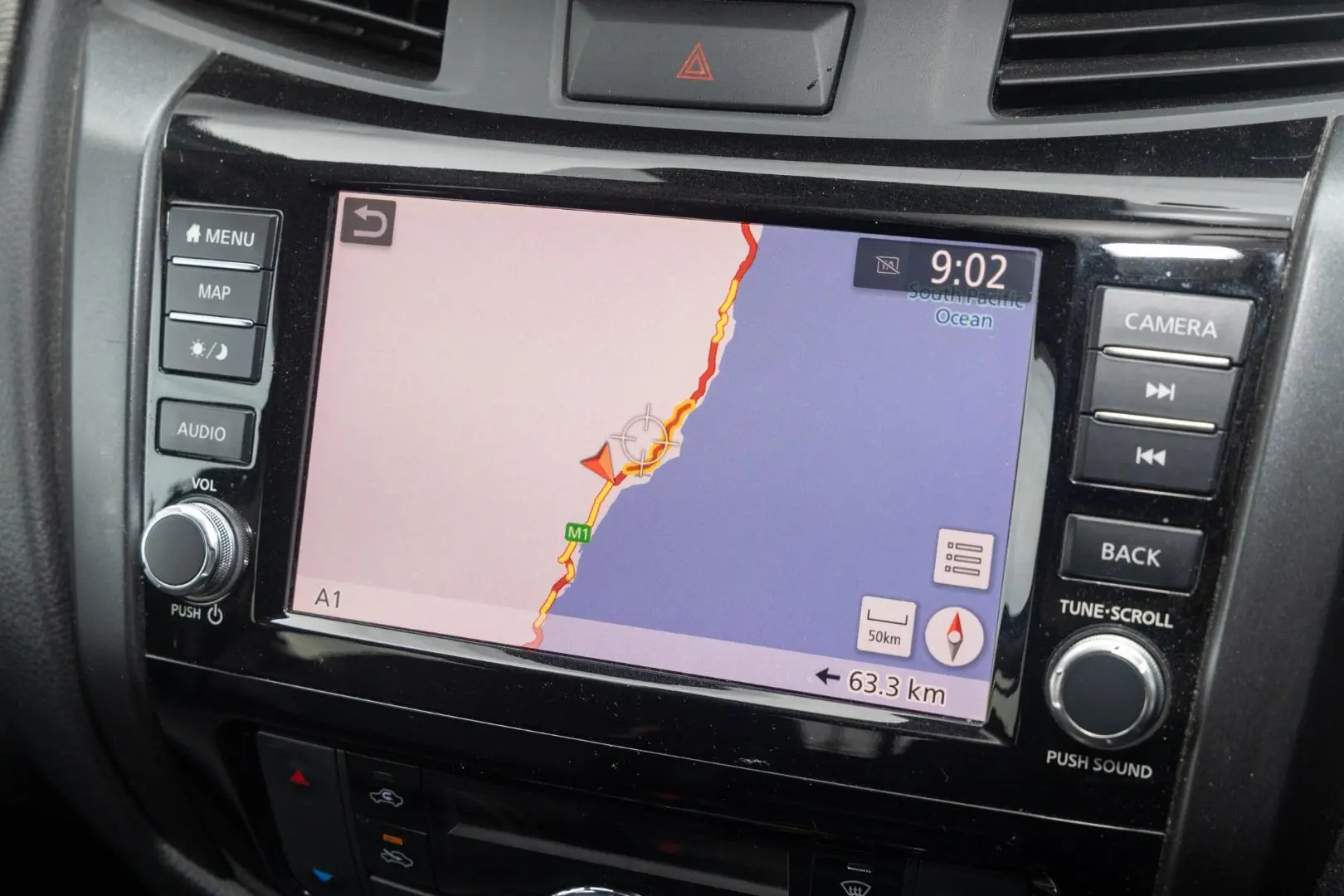 2022 Nissan Navara Gallery Image 14