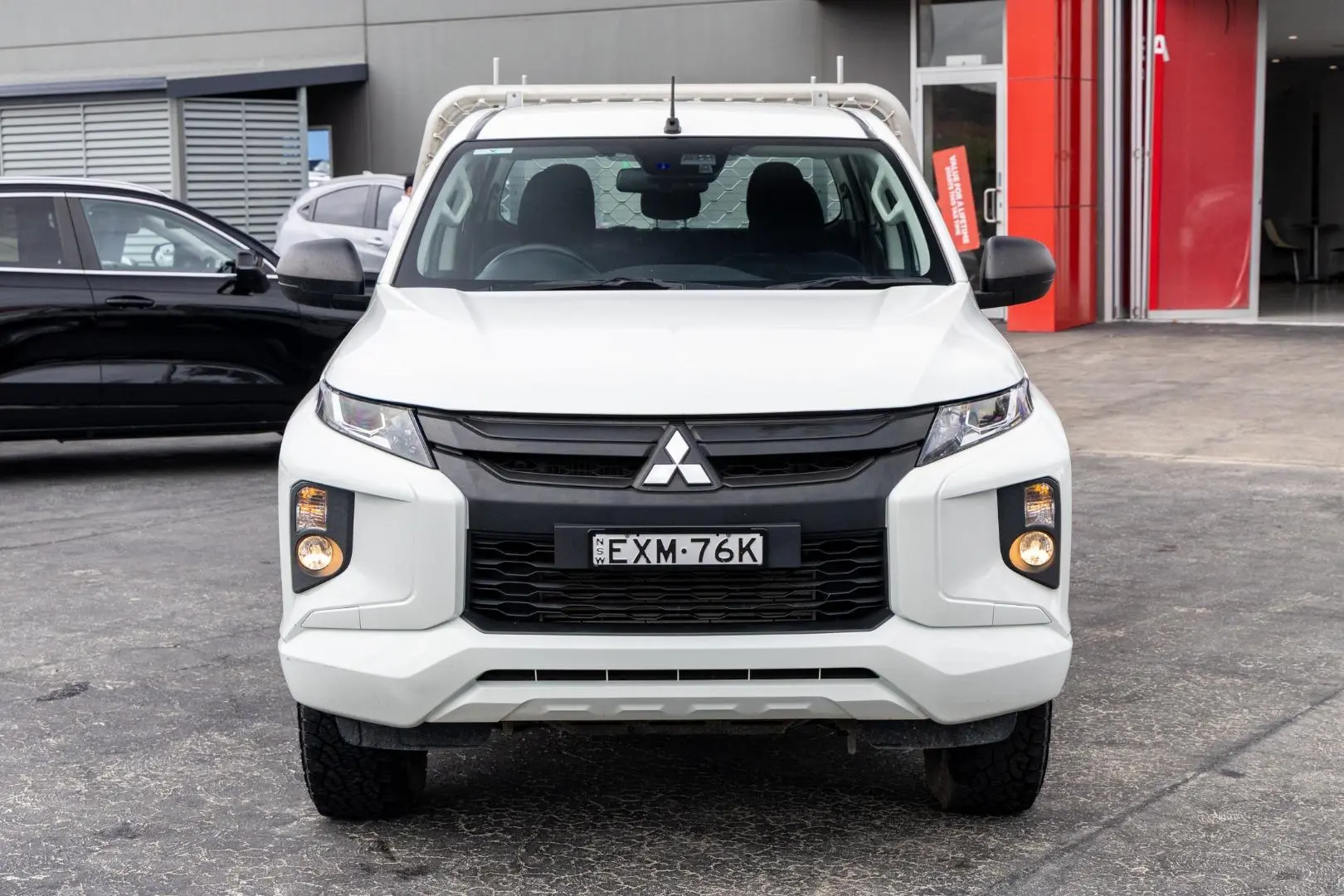 2023 Mitsubishi Triton Gallery Image 4
